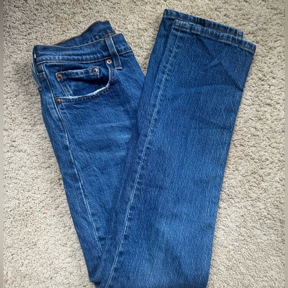 Levi’s Women’s 501 Straight Leg Jeans - Picture 7 of 7